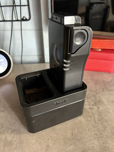 Shark iz320uk iz300uk charging - iz320uk,